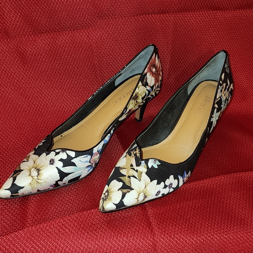 J Reneé Phoebe Pumps Black floral print, 3 inch kitten heel and pointed toe